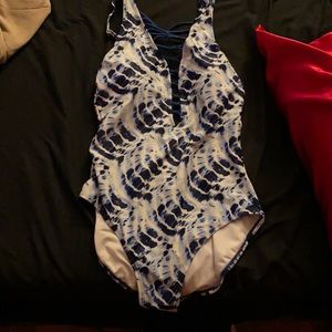 One piece bathing suit
